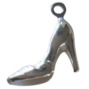 Charm zapato de tacón colgante de Plata de ley. Mide 12 mm de alto x 12 mm de ancho. Puede ir con anilla para poder colgarlo de una cadena o colgar con su cierre mosquetón de una pulsera como charm colgante.