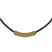 Collar gargantilla de cuero marrón y tubo de strass dorado