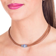 Collar gargantilla de cuero chocolate y brillantes de cristal azul