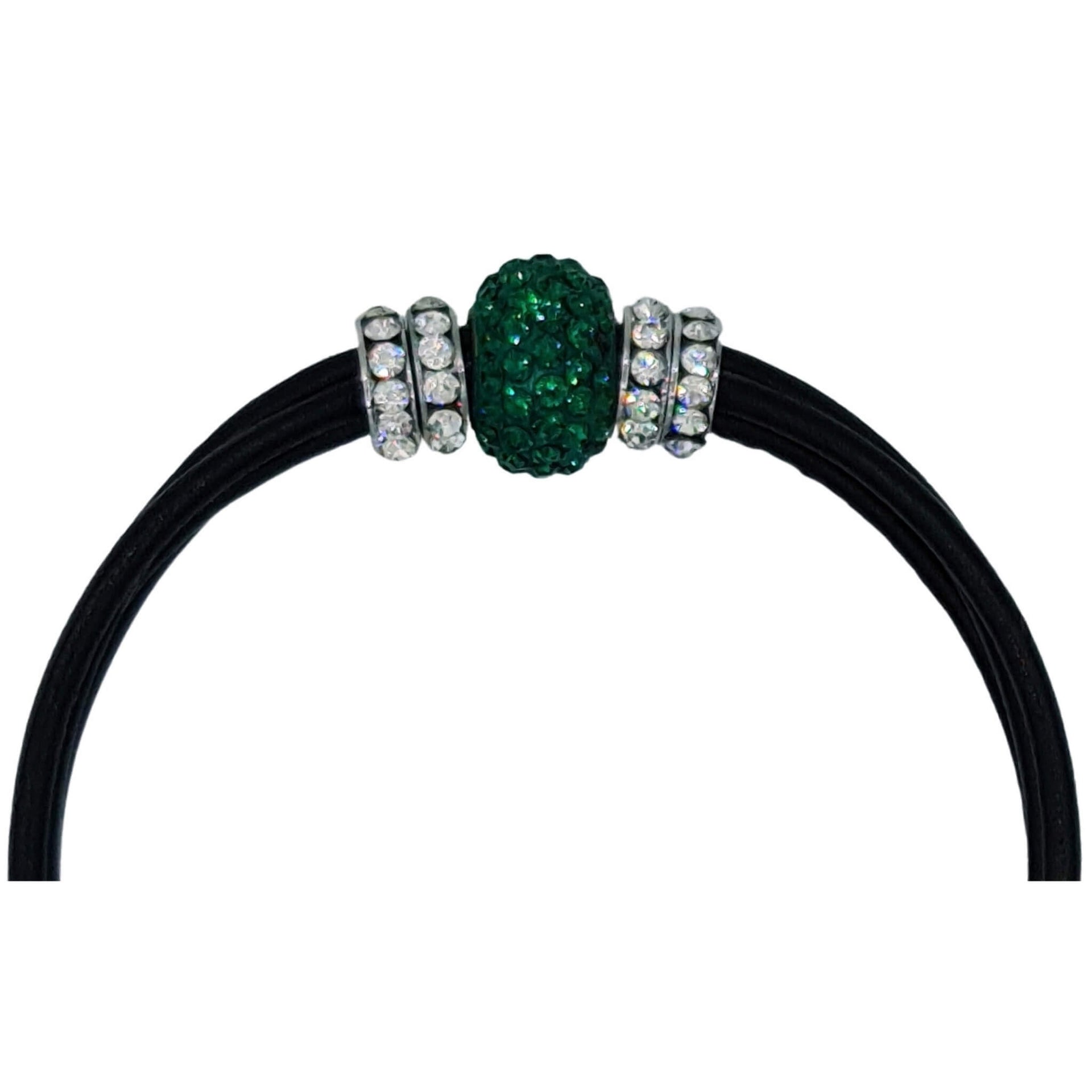 Pulsera de cuero negro y central de brillantes de cristal verde