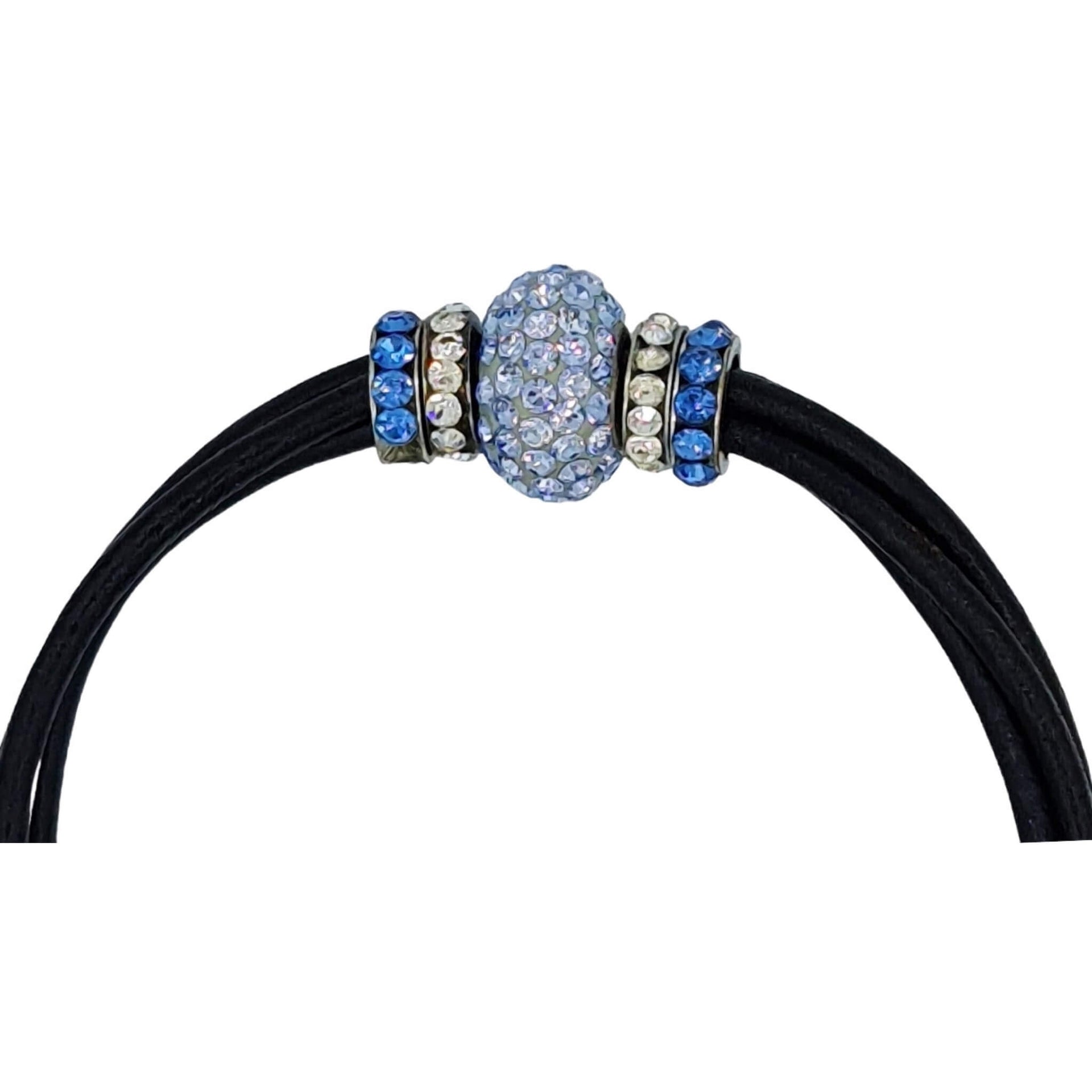 Pulsera de cuero negro y central de brillantes de cristal azul