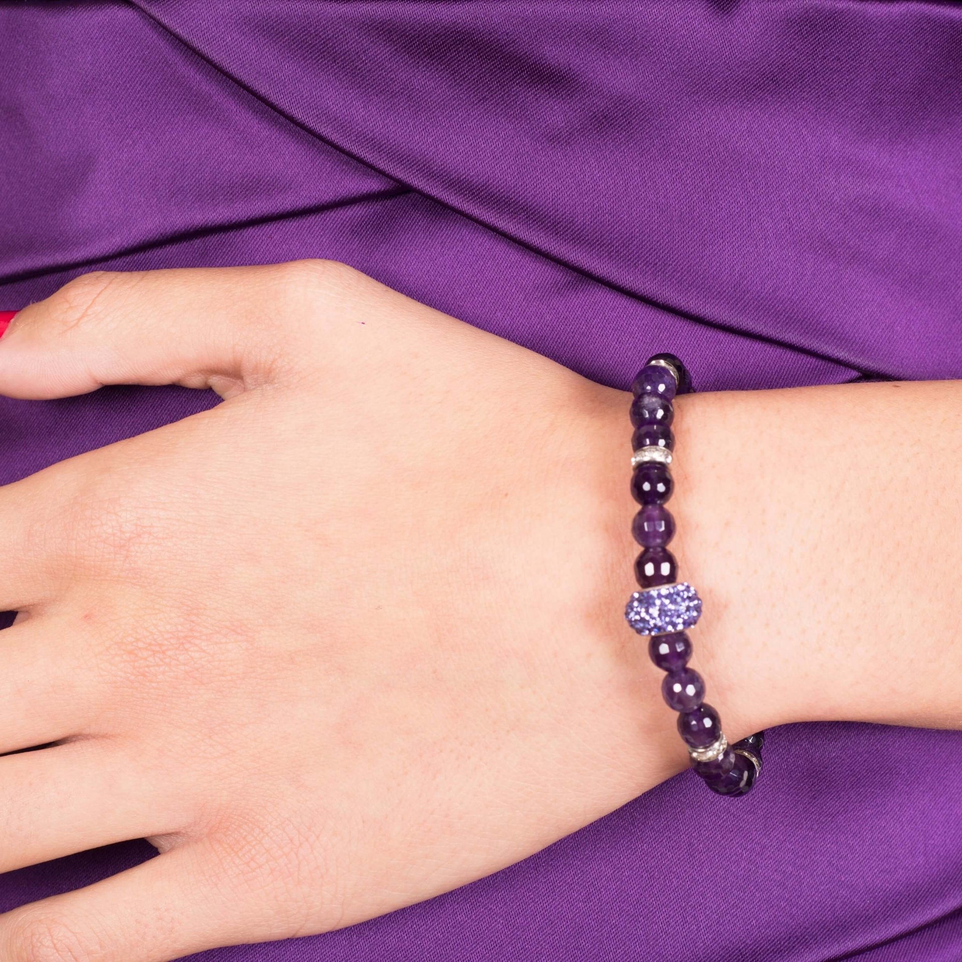 Pulsera de amatista y central de brillantes de cristal morado